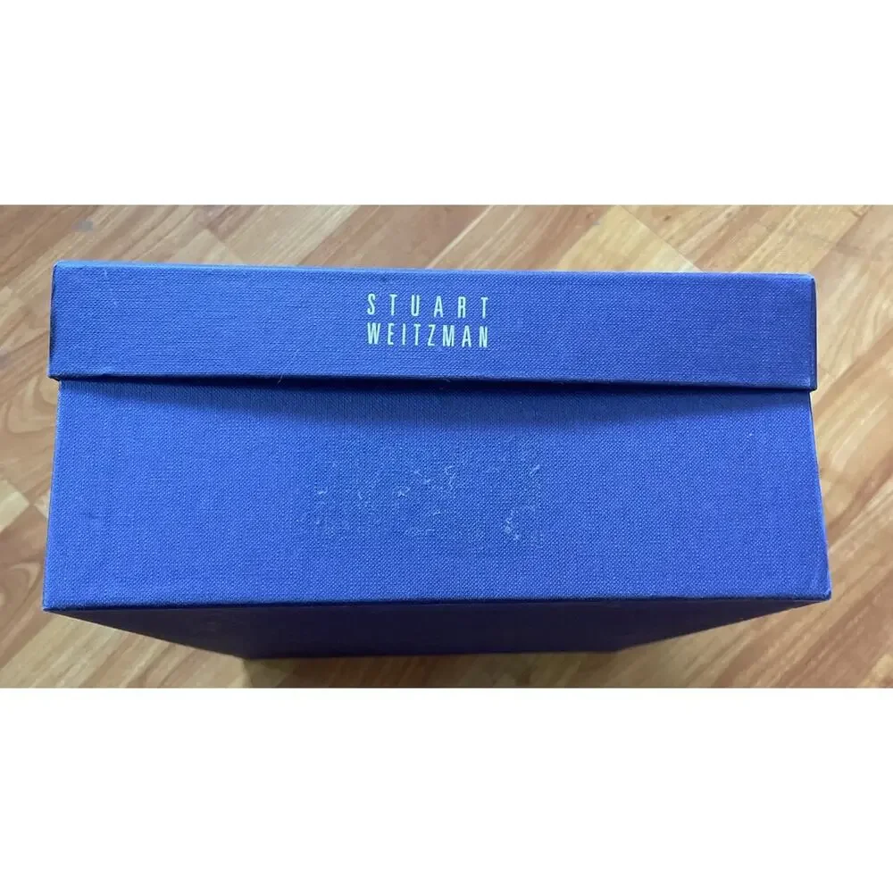 Stuart Weitzman empty shoe‎ box